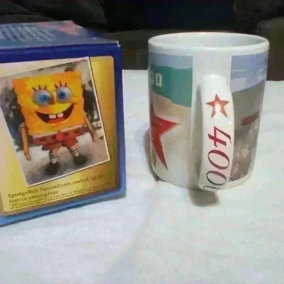 Collectible Walgreen goes Hollywood 4000th Store. - Picture 3 of 4